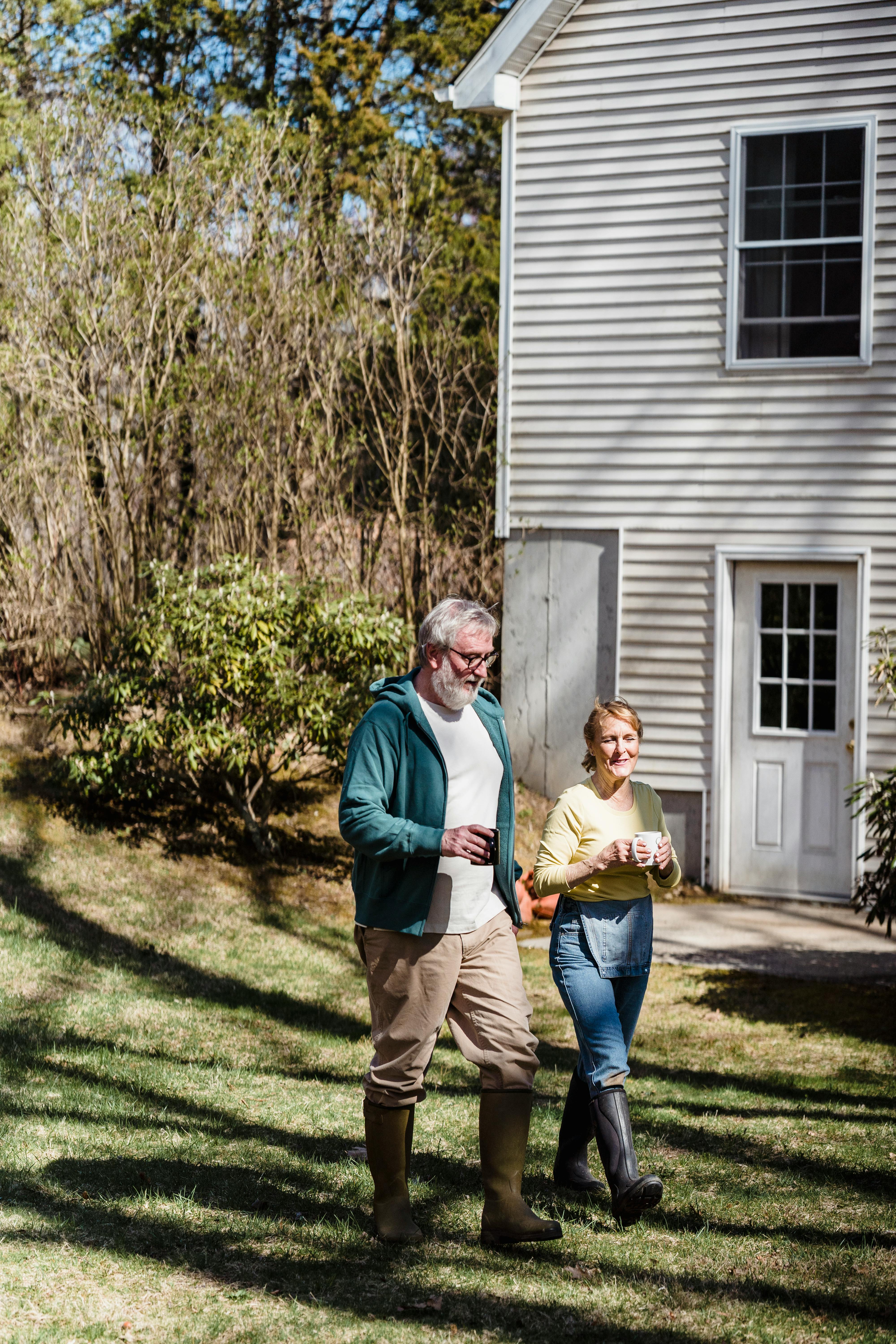 pexels-greta-hoffman-7729136